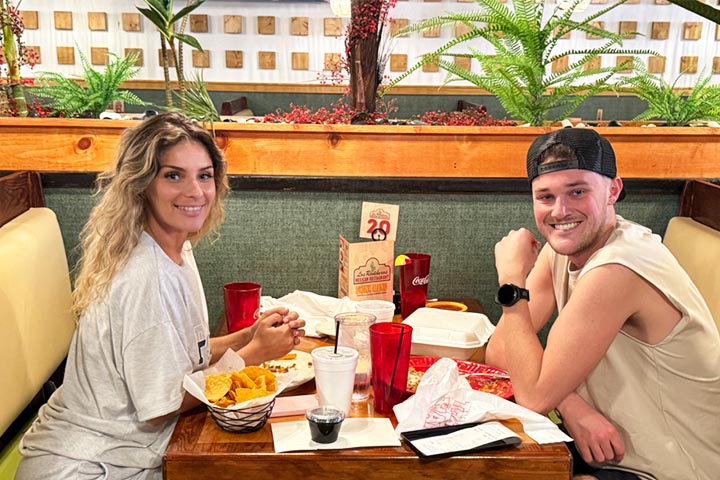 The Los Rancheros dining room and bar