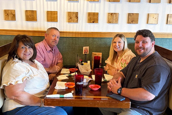 The Los Rancheros dining room and bar