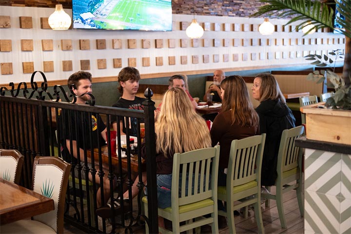 The Los Rancheros dining room and bar